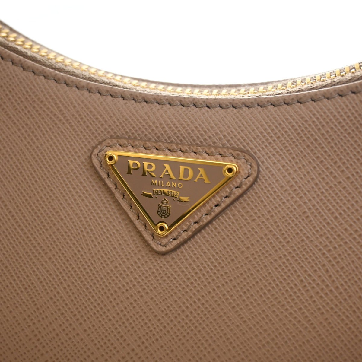 Prada Saffiano Re-Edition 2005, photo 4 of 13