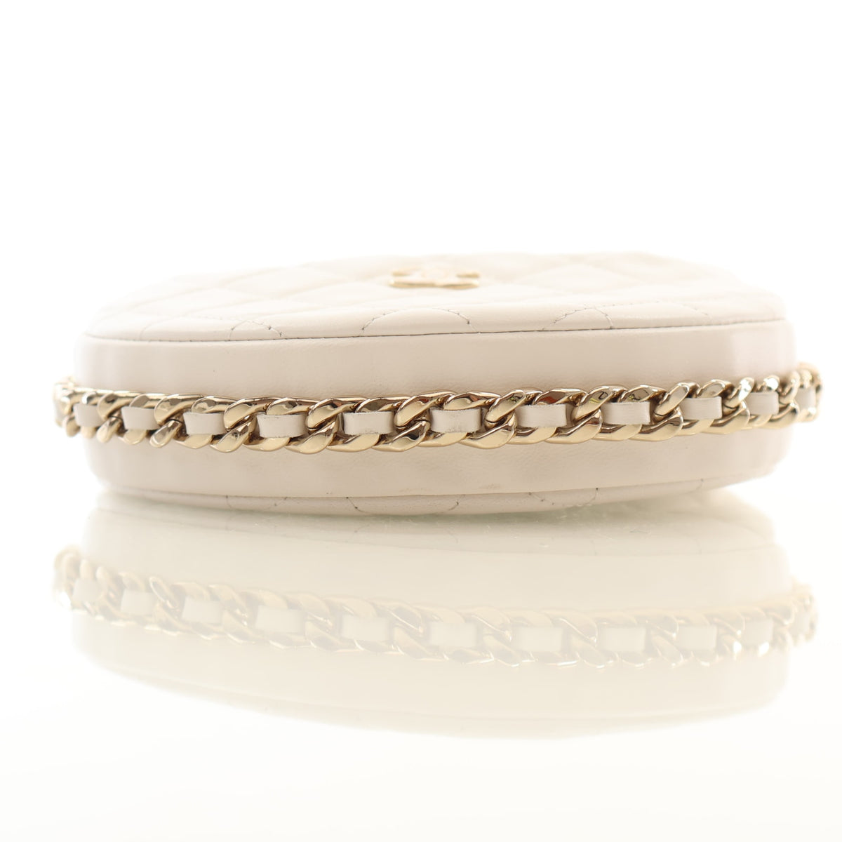 Pre-Owned Chanel Hobo Lambskin Chain Around Pouch, side view