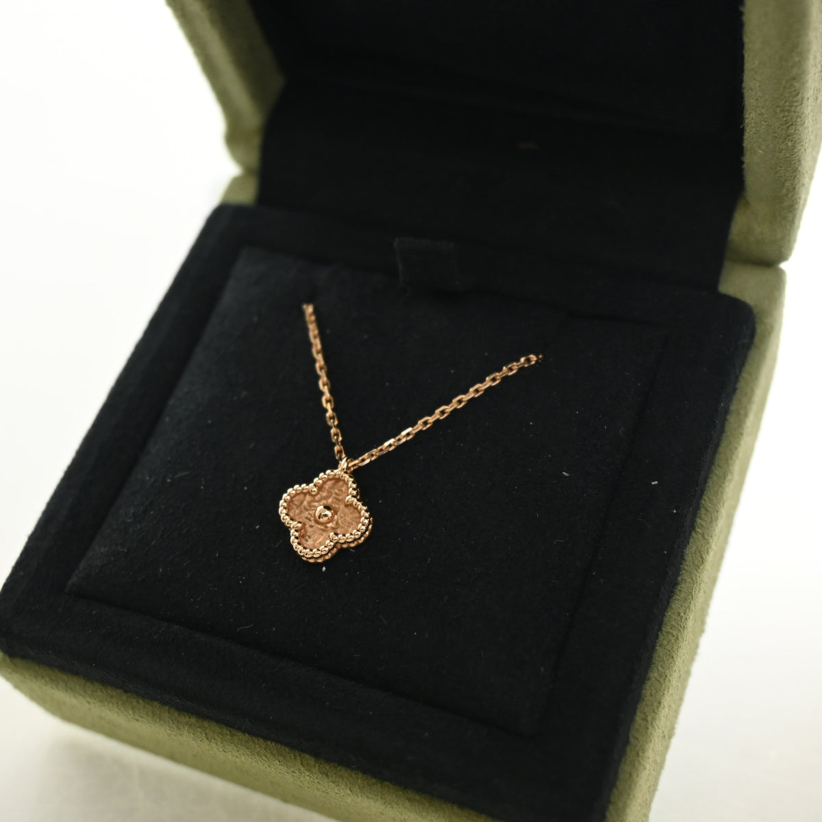 Van Cleef and Arpels Sweet Alhambra Necklace, photo 6 of 7
