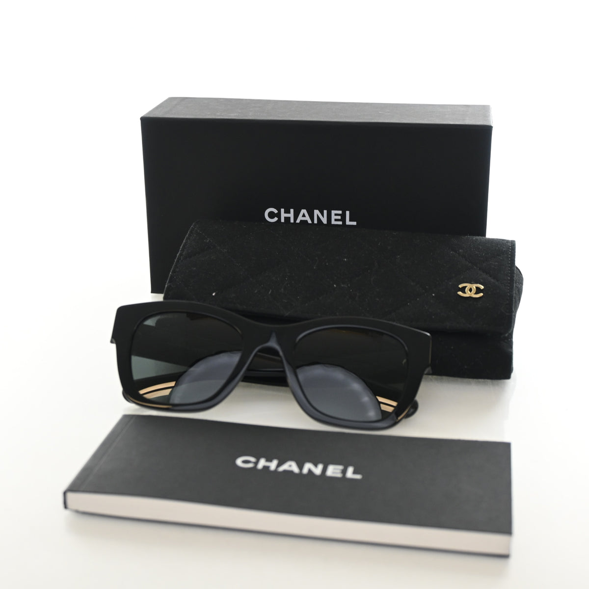 Chanel CC Heart Square Sunglasses, photo 7 of 7