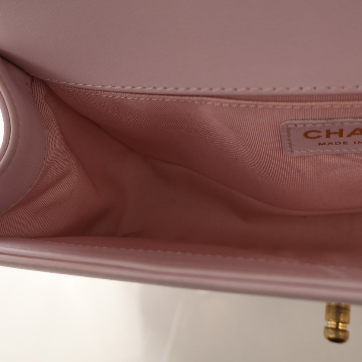 Chanel Medium Lambskin Boy Bag, photo 14 of 19