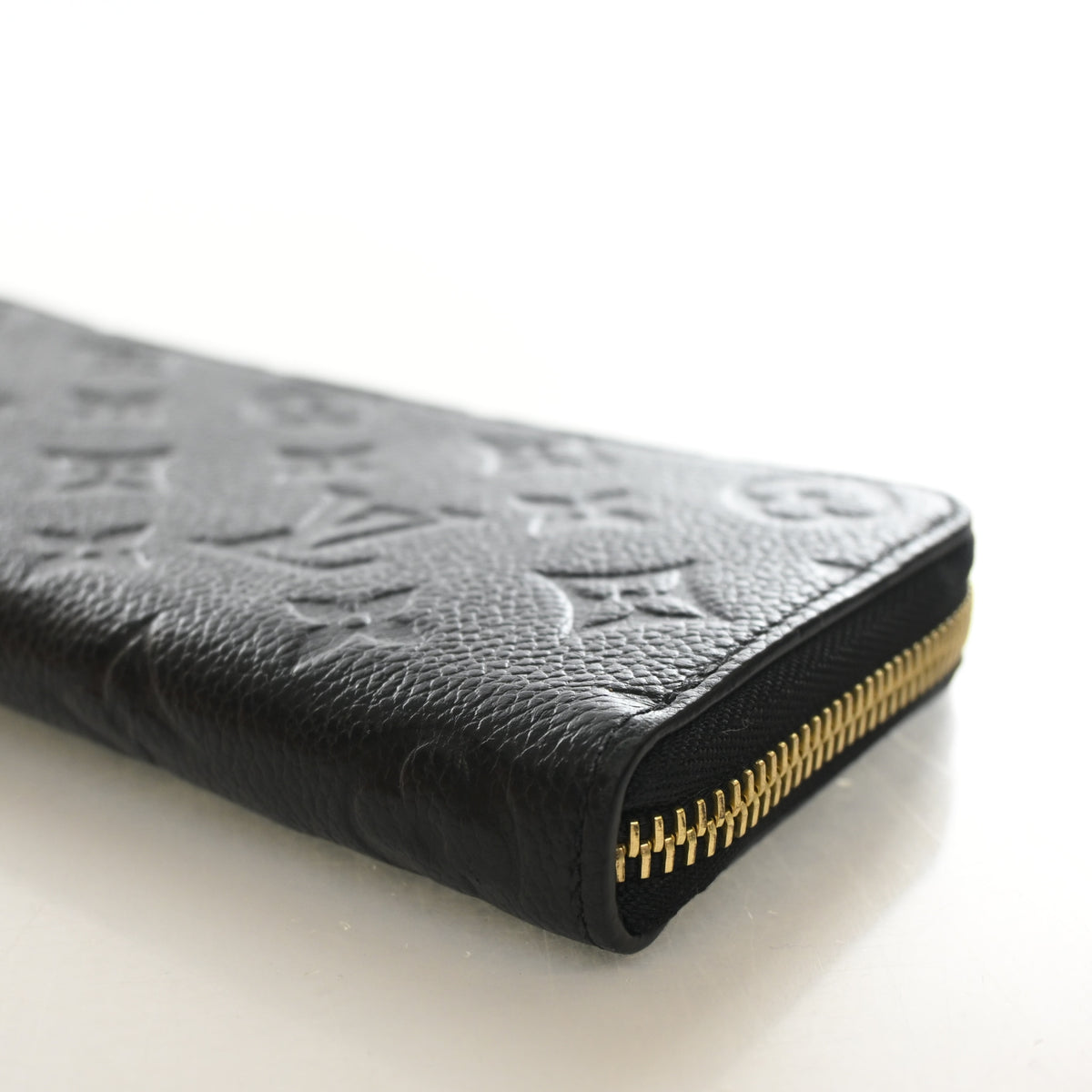 Pre-Owned Louis Vuitton Wallet Monogram Empreinte Clemence Leather, side view