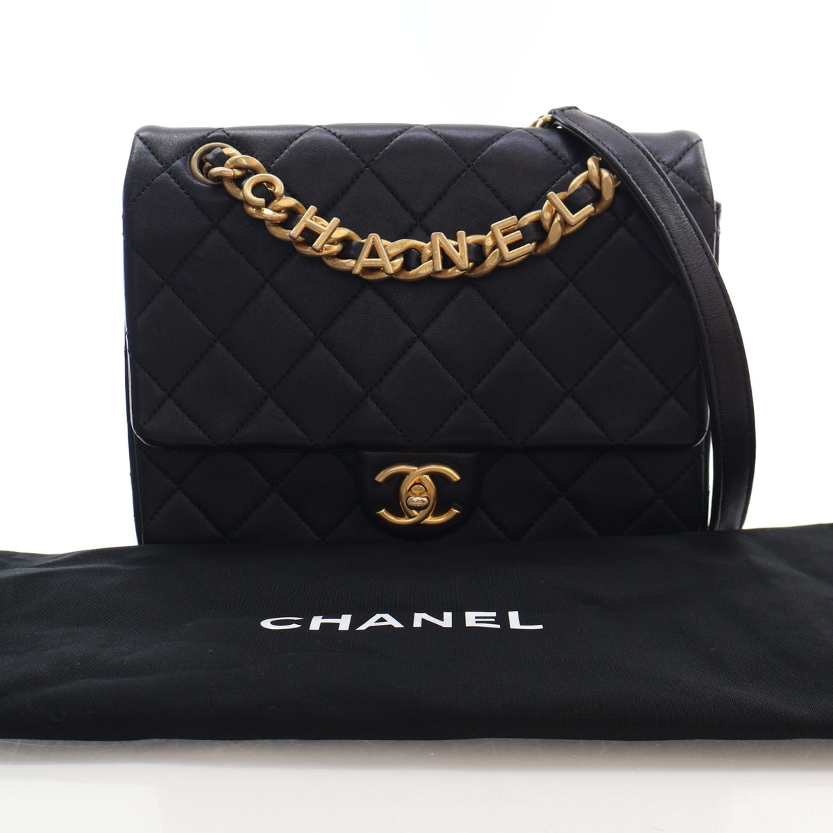 Pre-Owned Chanel Flap Bag Medium Lambskin Chain, front view, photo 17 of 17