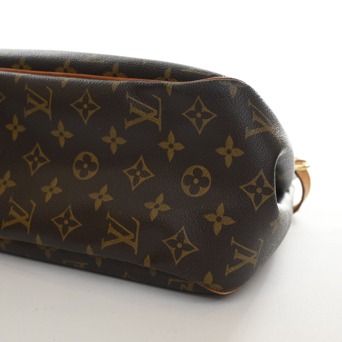 Louis Vuitton Vintage Monogram Batignolles Horizontal, photo 7 of 21