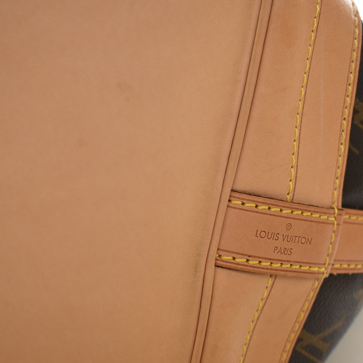 Pre-Owned Louis Vuitton Monogram Noe, logo detail