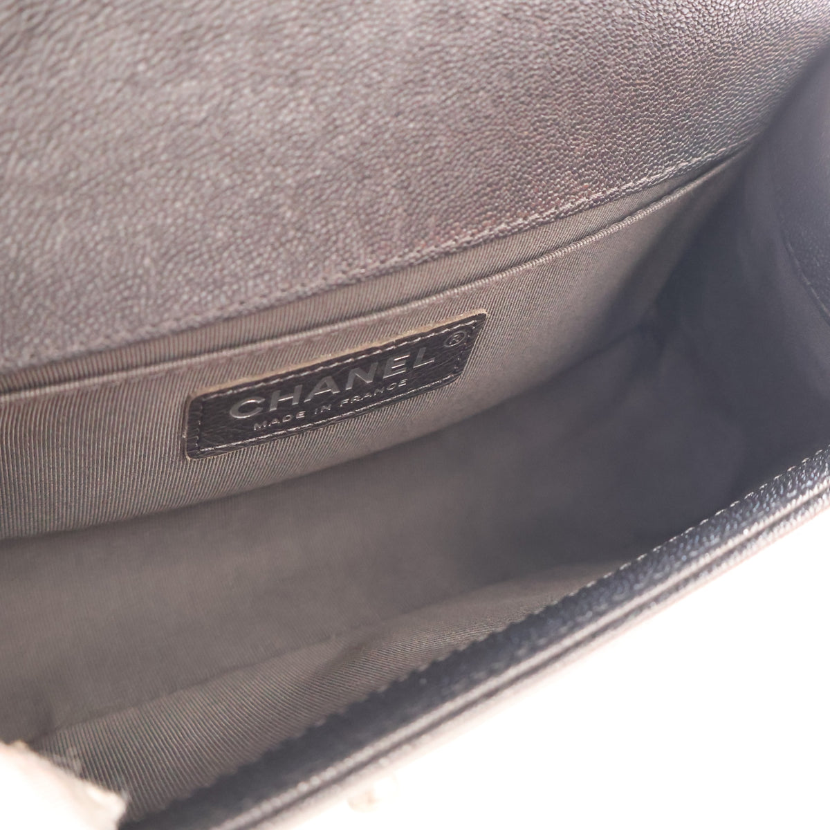 Pre-Owned Chanel Boy Bag Small Caviar Leather, logo detail