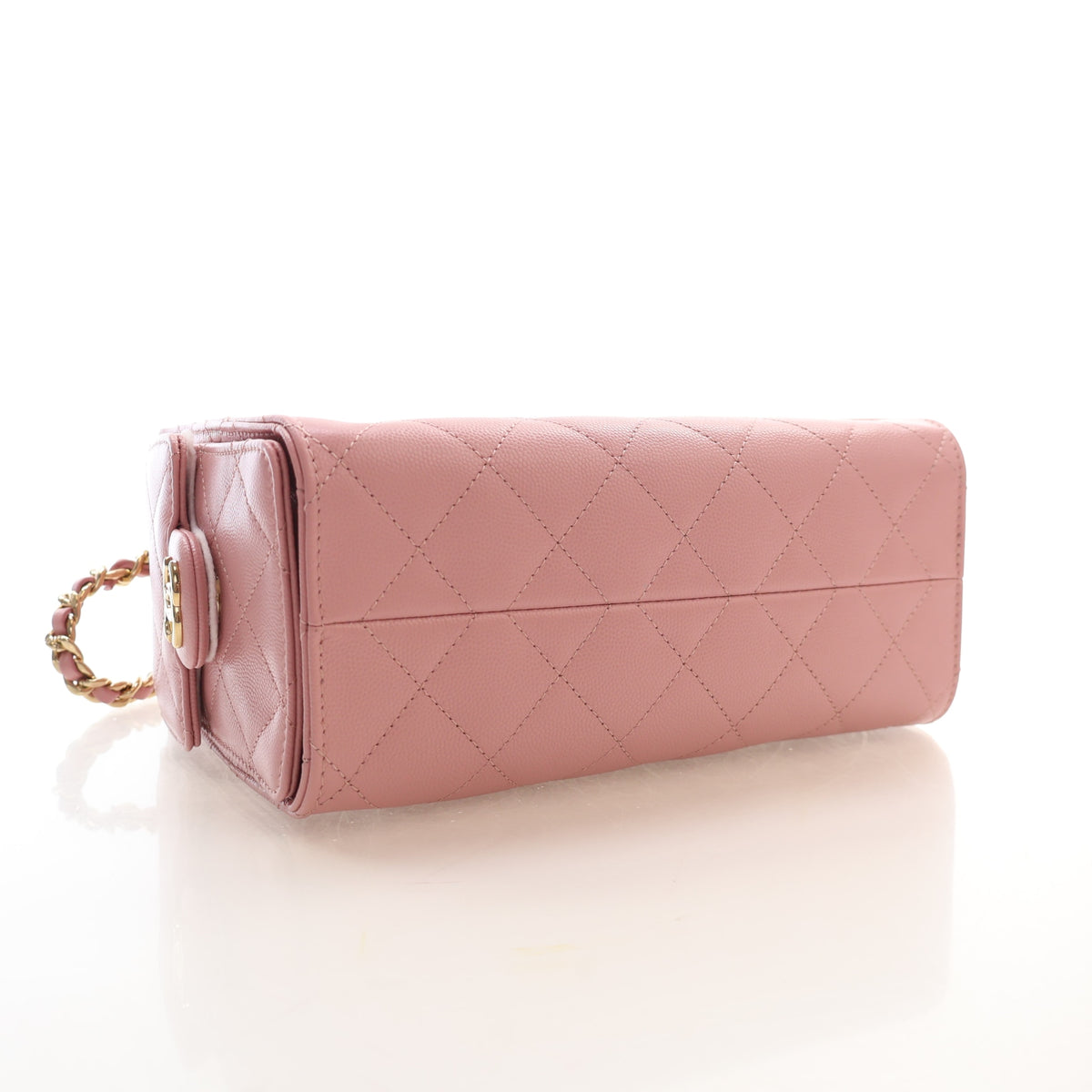 Pre-Owned Chanel Hobo Mini Caviar Leather 25, base view