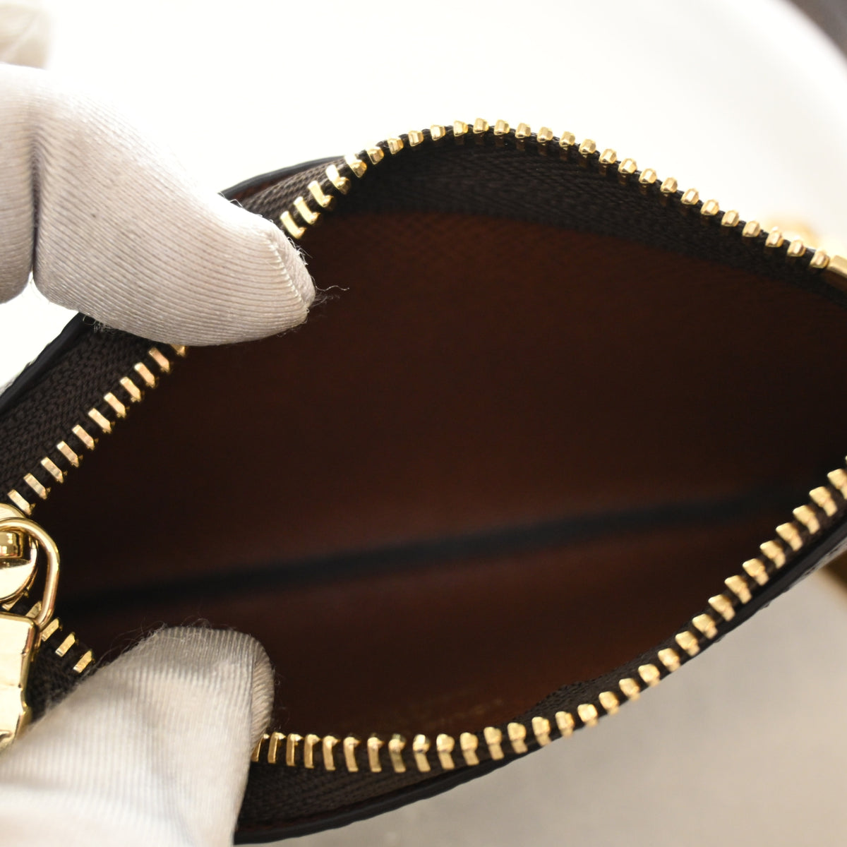 Louis Vuitton Monogram Charm Phone Holder, photo 14 of 17