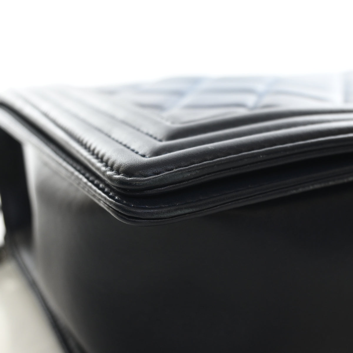 Chanel Medium Lambskin Boy Bag, photo 14 of 18