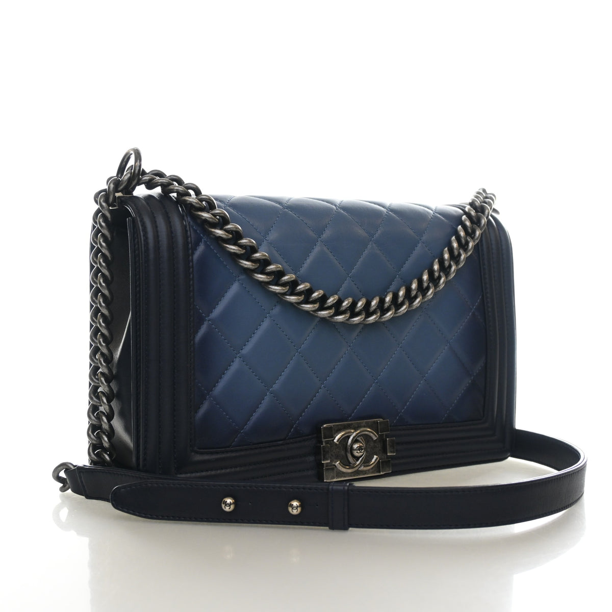 Chanel Medium Lambskin Boy Bag, photo 2 of 18