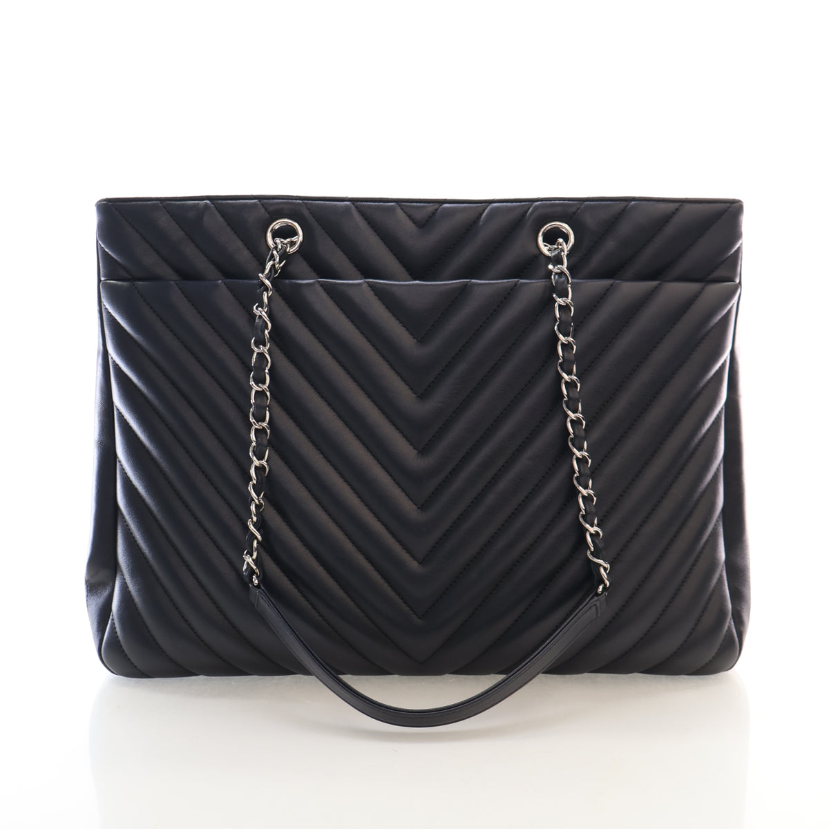 Pre-Owned Chanel Tote Bag Large Lambskin Chevron, back view
