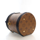 Louis Vuitton Monogram Canv...