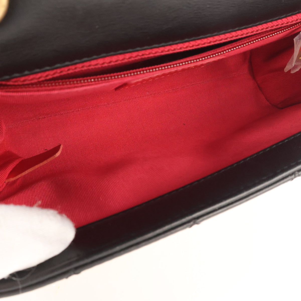 Pre-Owned Chanel Flap Bag Small Calfskin Enchained, open interior with lining, photo 17 of 19