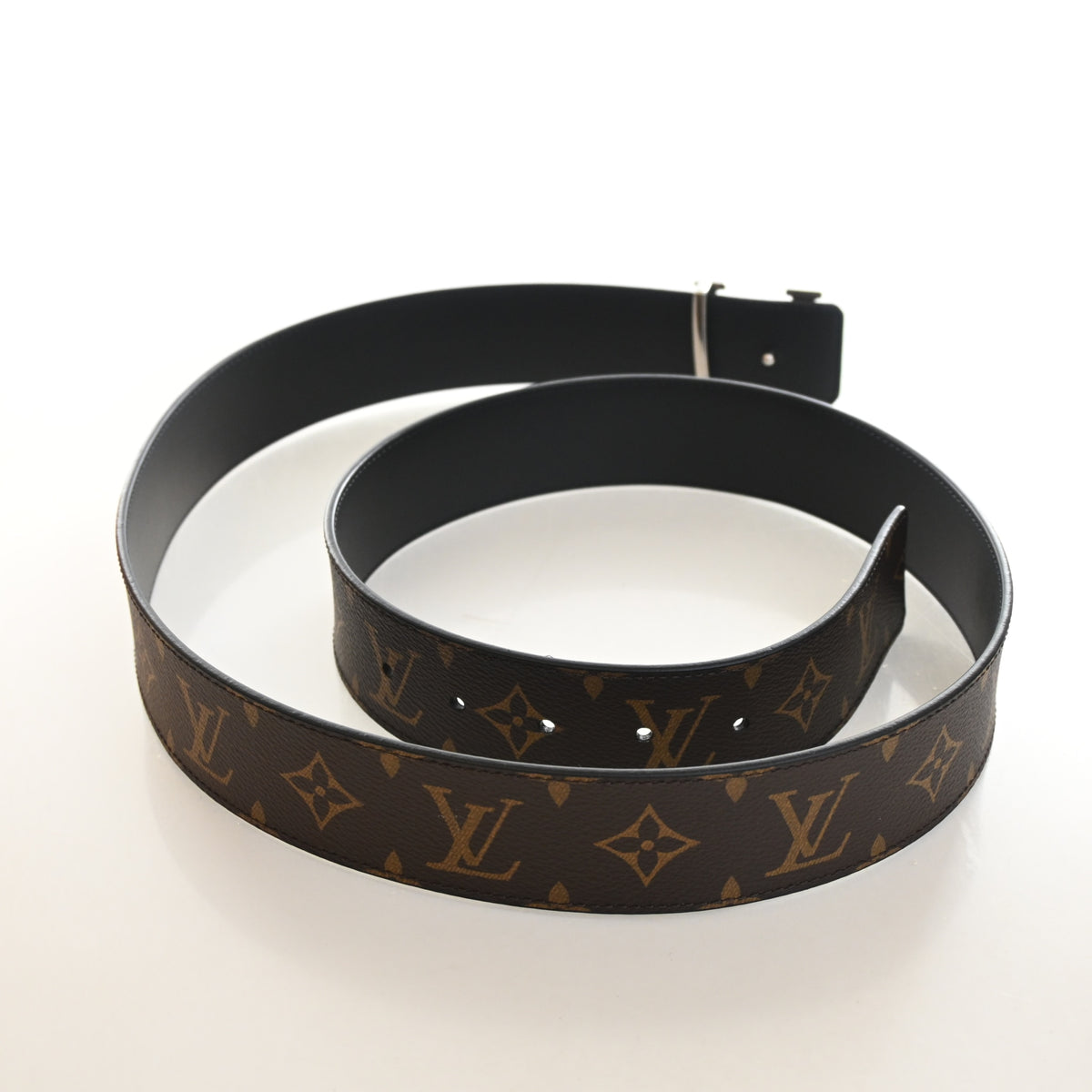 Louis Vuitton Monogram LV Initiales Belt Sz 110/44, photo 5 of 7
