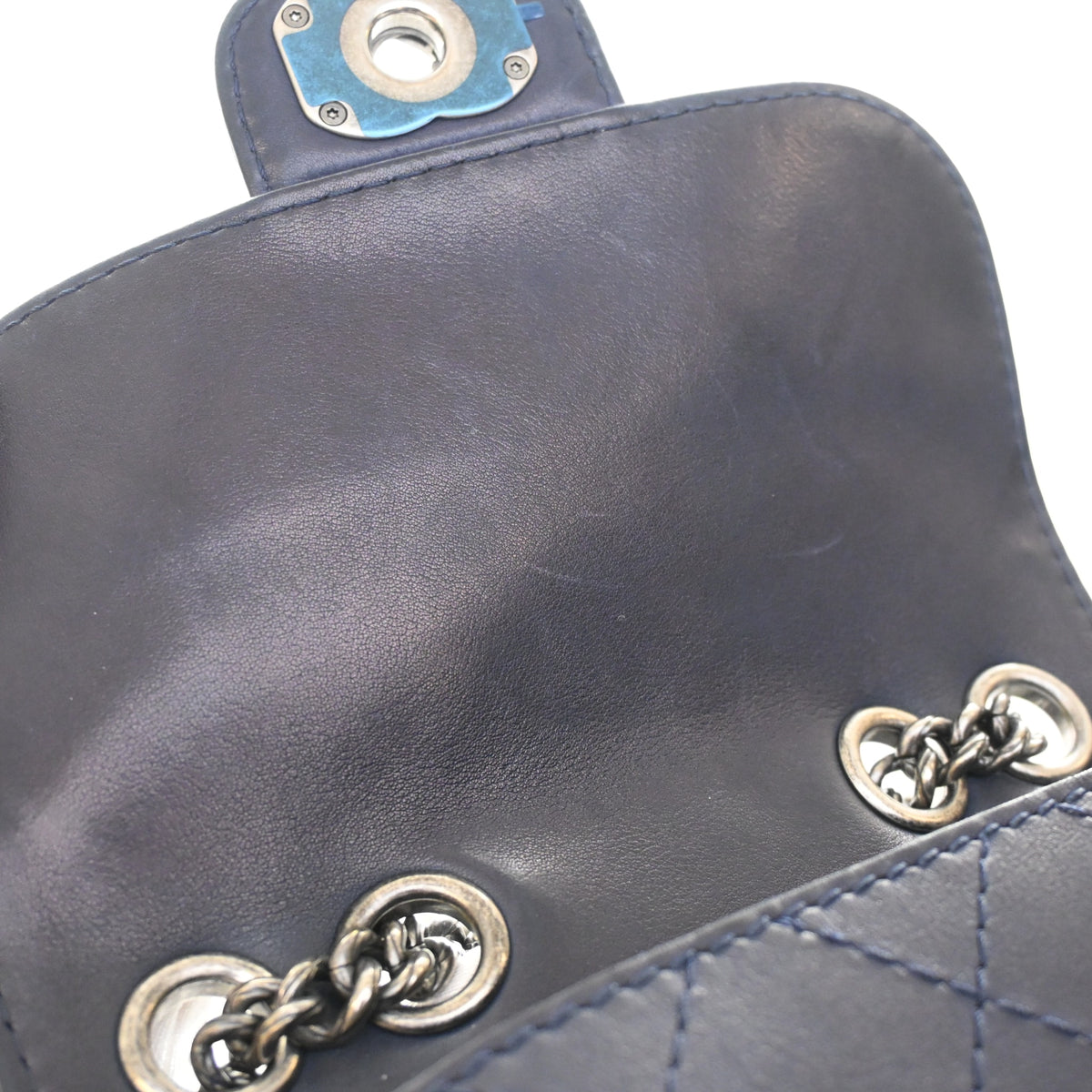 Chanel Small Calfskin Stitch CC Flap, photo 15 of 18