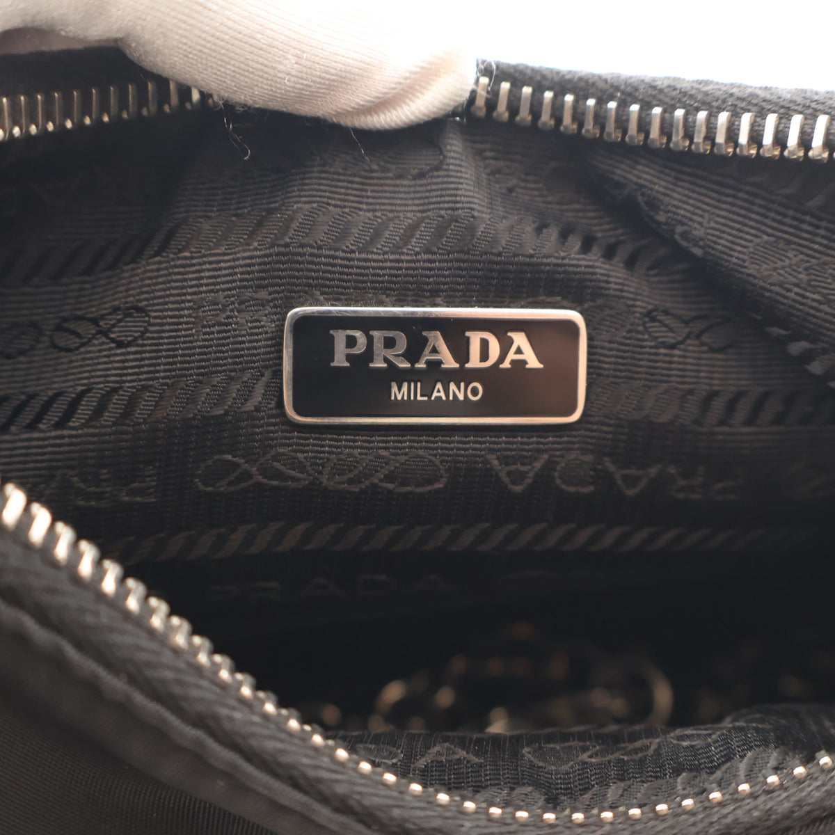 Prada Re-Nylon Re-Edition 2005, photo 13 of 17