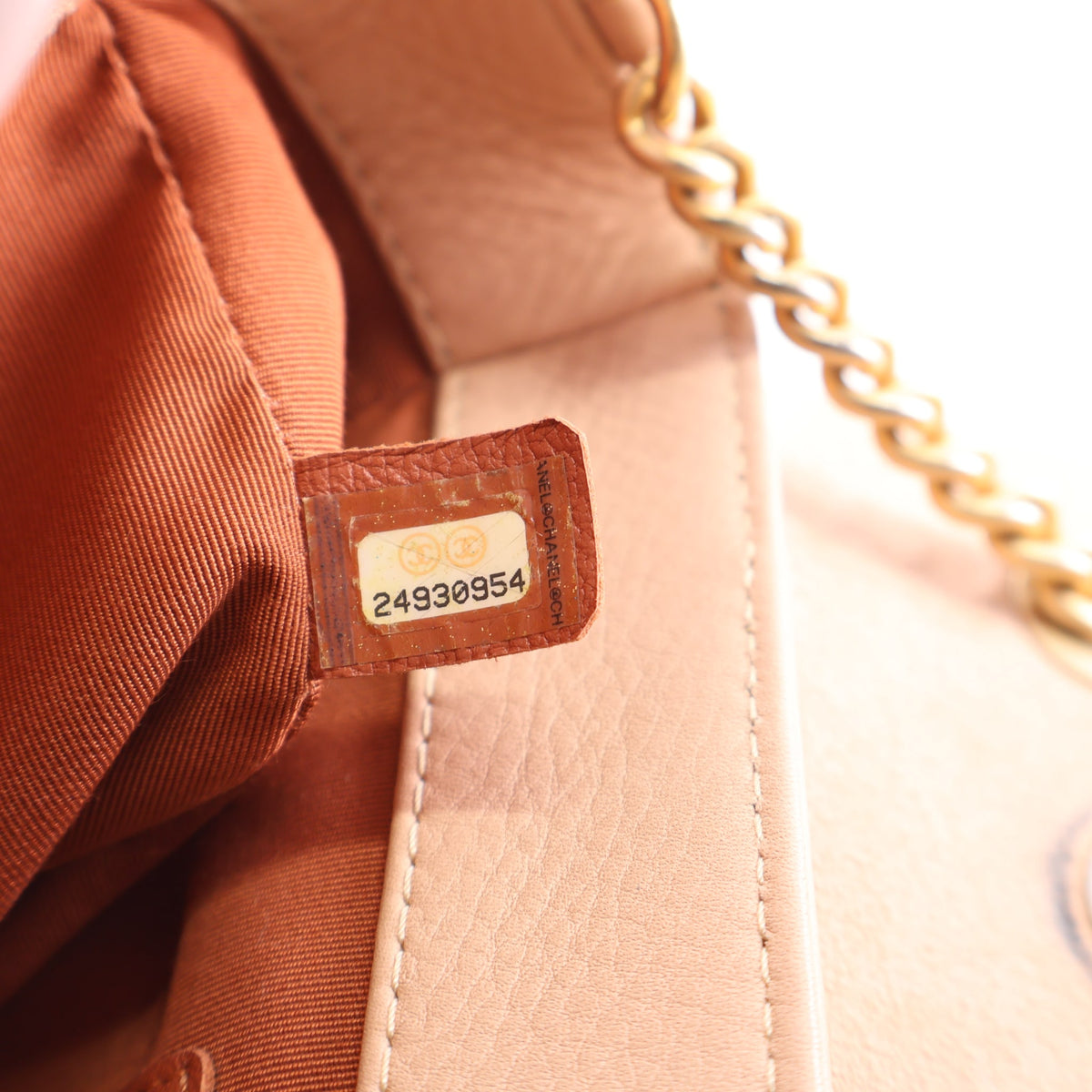 Pre-Owned Chanel Flap Bag Medium Calfskin Single, interior label and date code