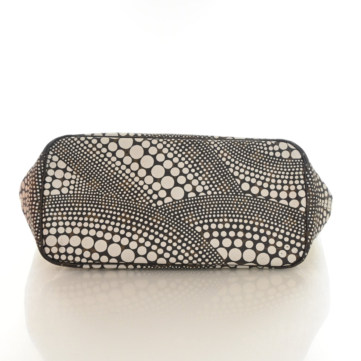 Louis Vuitton x Yayoi Kusama Monogram Wave Neverfull MM, photo 8 of 17