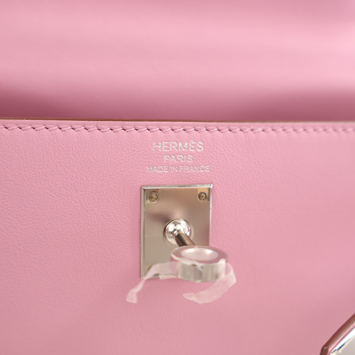 Pre-Owned Hermès Kelly 25 Mauve Sylvestre Swift Leather, silver hardware