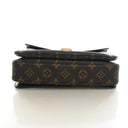 Louis Vuitton Monogram Poch...