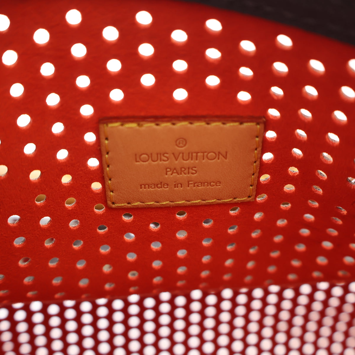 Pre-Owned Louis Vuitton Speedy 30 Monogram Perforated, logo detail