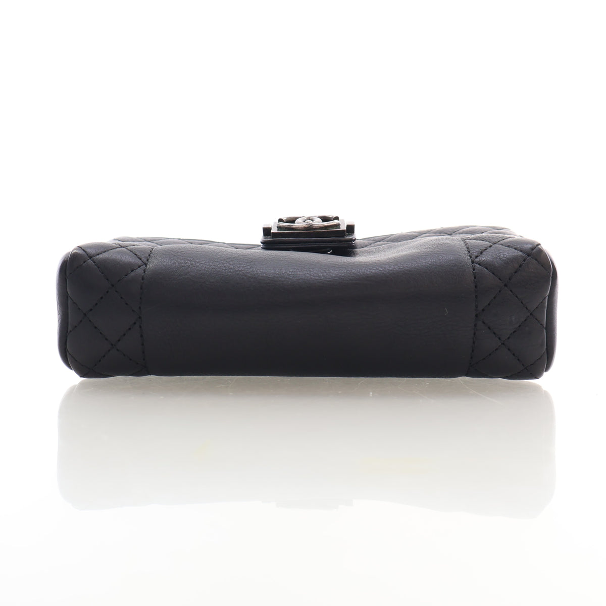 Pre-Owned Chanel Pochette Mini Calfskin Boy Reverso, base view