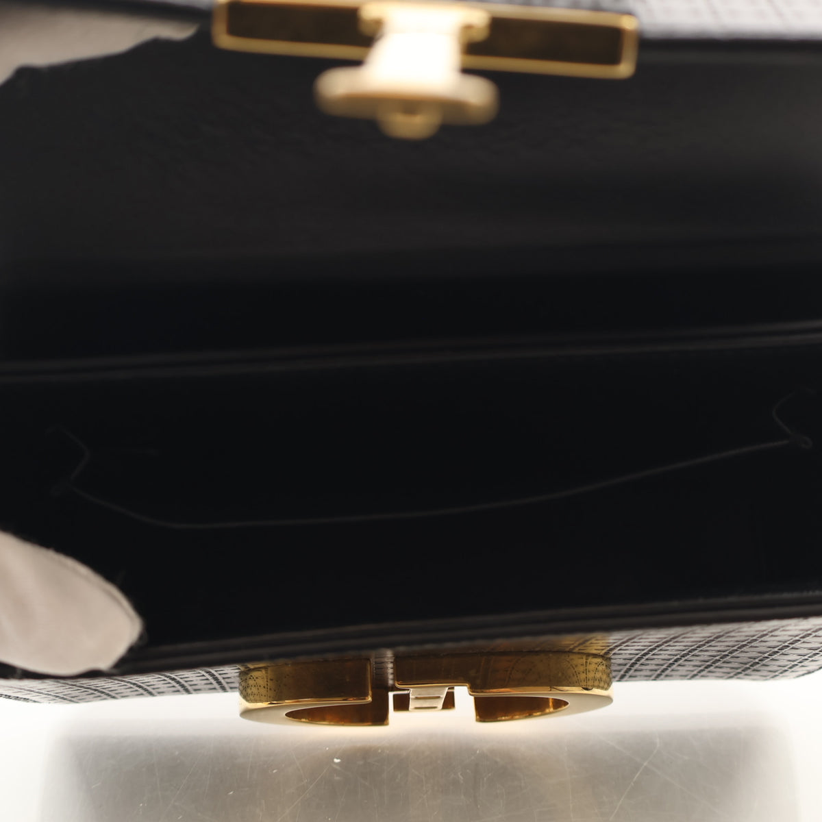Christian Dior Calfskin 30 Montaigne Box Bag, photo 12 of 14