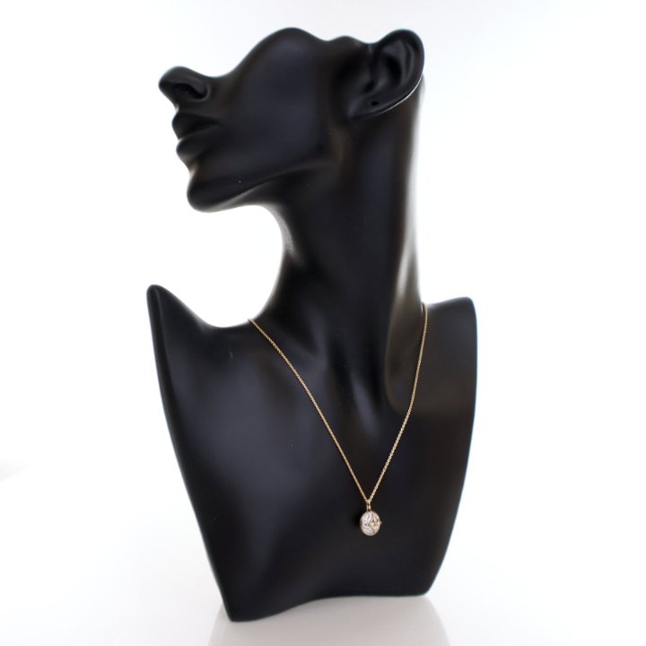 Louis Vuitton 18K Yellow Gold Diamond Blossom Pendant