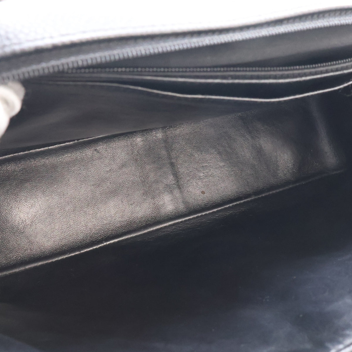 Chanel Jumbo Caviar Classic Single Flap Bag, photo 15 of 17