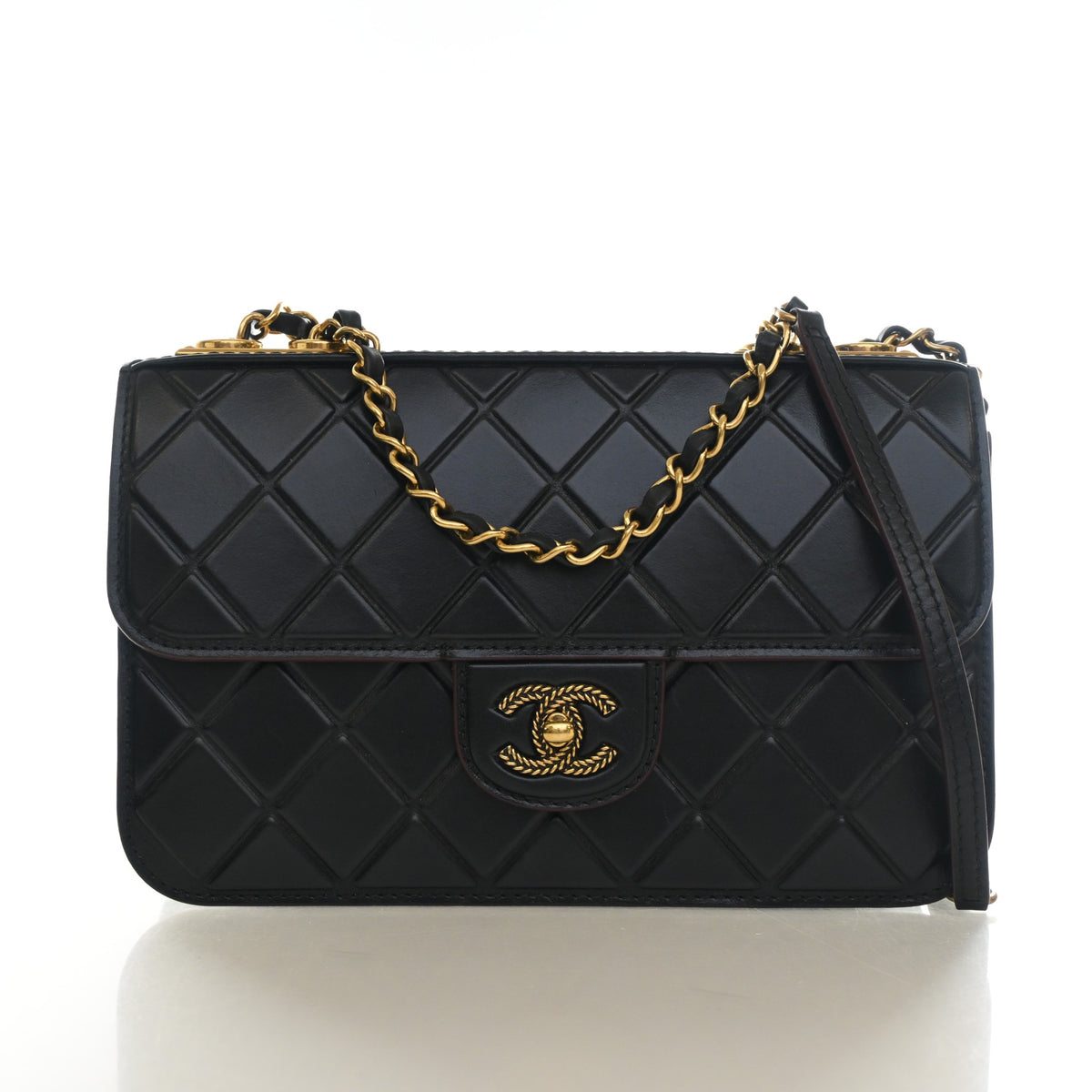 Pre-Owned Chanel Flap Bag Medium Calfskin Single, front view, authenticated at Luxe Du Jour