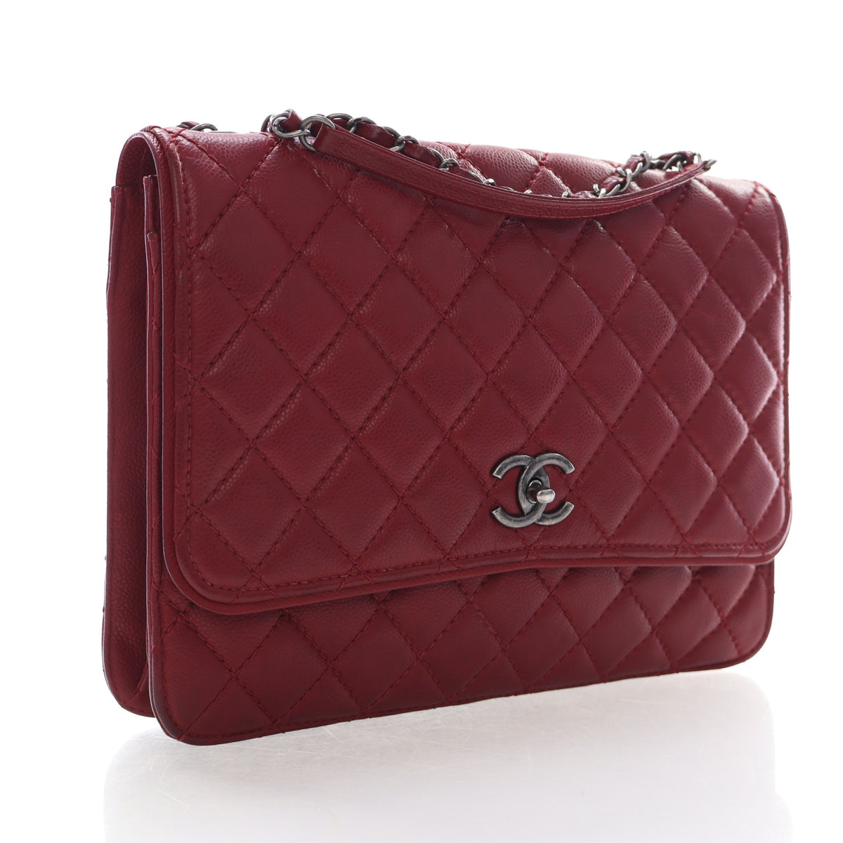 Pre-Owned Chanel Flap Bag Jumbo Caviar Leather Classic Single, front view, photo 2 of 17