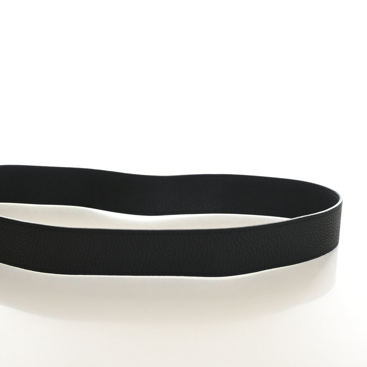 Louis Vuitton Taurillon Flower Crown Capucines Mini, photo 11 of 16