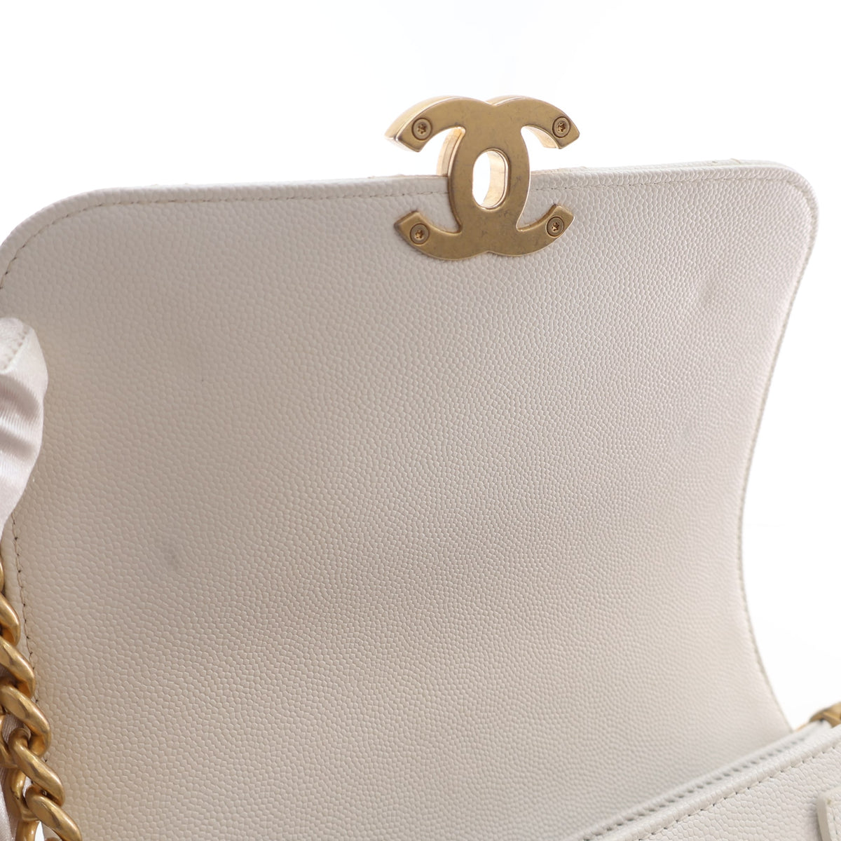 Pre-Owned Chanel Flap Bag Mini Caviar Leather Chain Melody, open interior