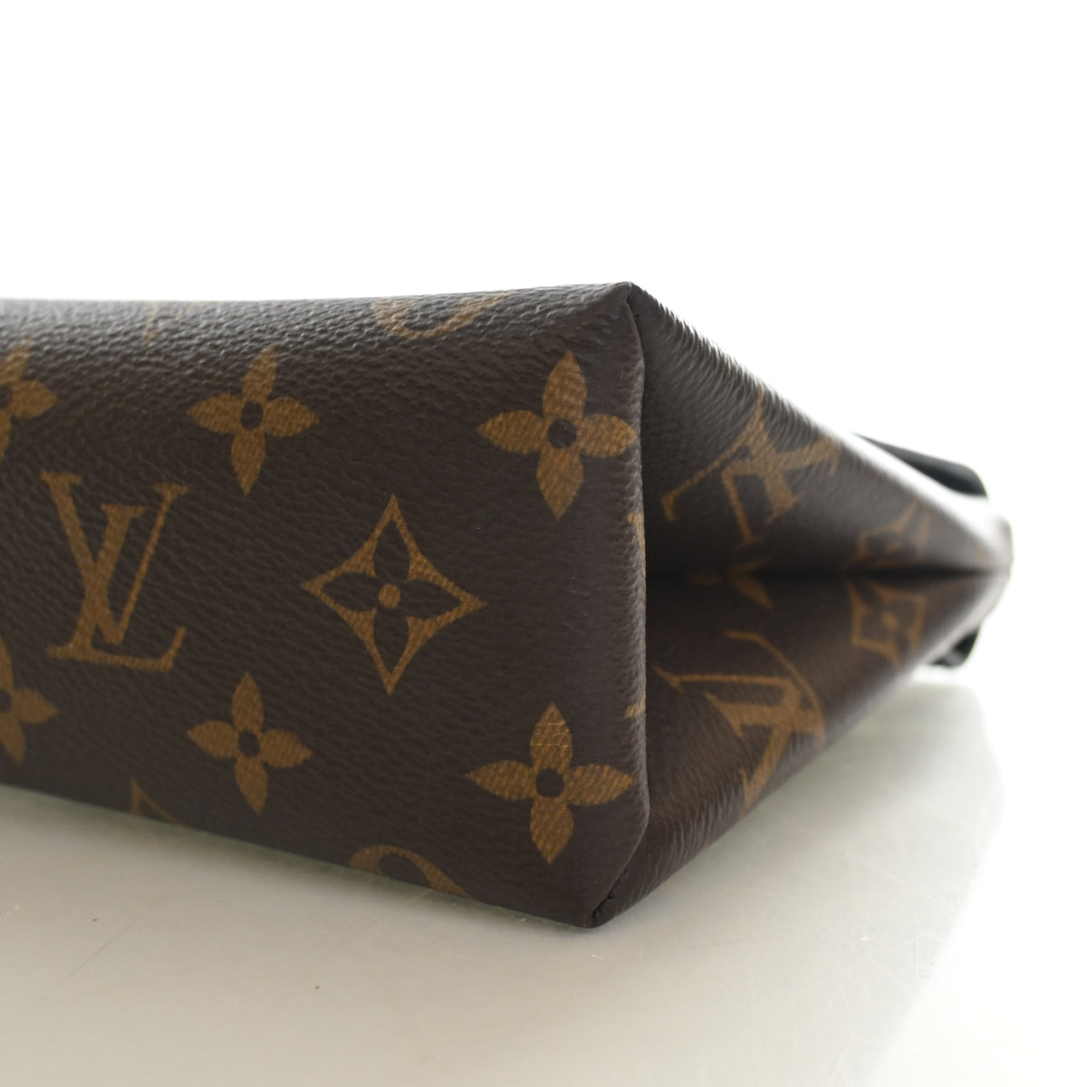Louis Vuitton Monogram Locky BB, photo 8 of 14