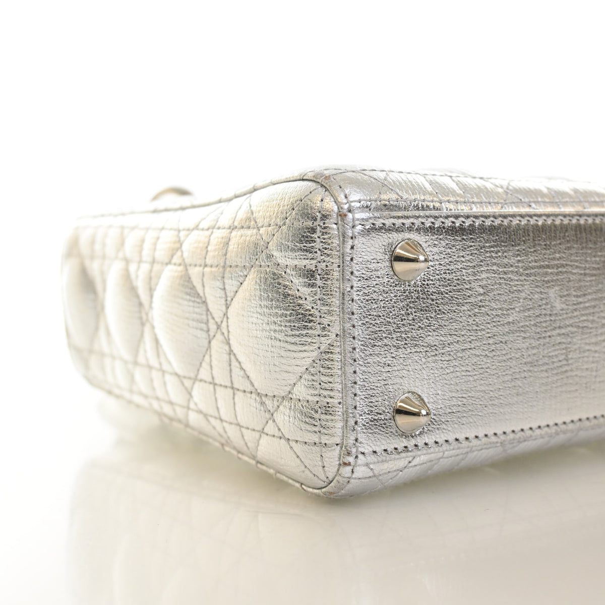 Pre-Owned Christian Dior My Lady Dior Small Calfskin Lucky Badges, corner and edge detail