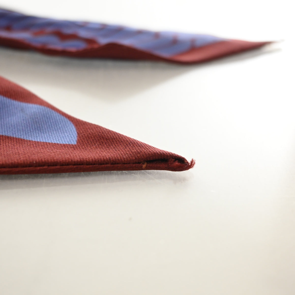 Hermes Clic C'est Noue Silk Twilly, photo 3 of 8