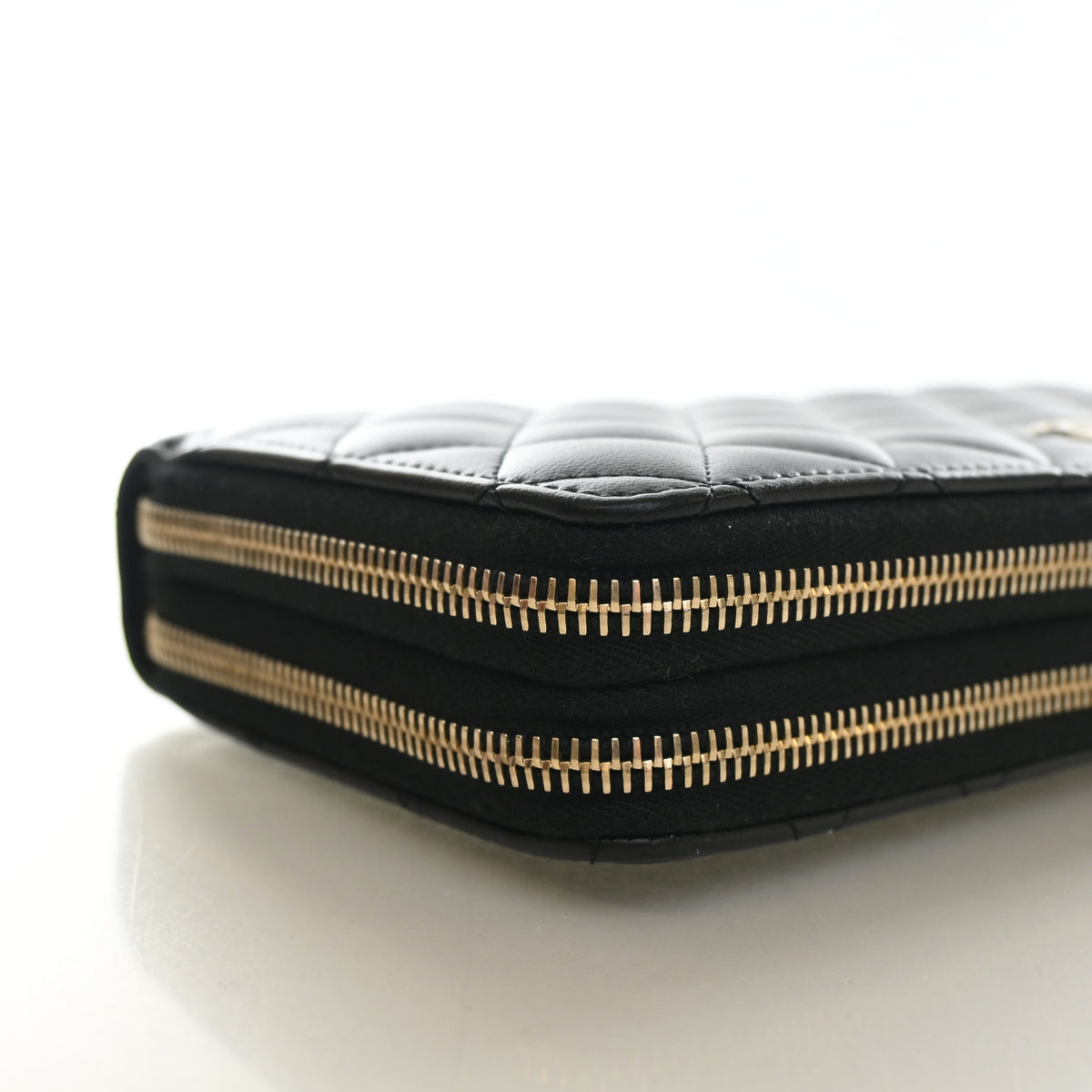 Chanel Lambskin Zip Around Clutch, photo 6 of 14