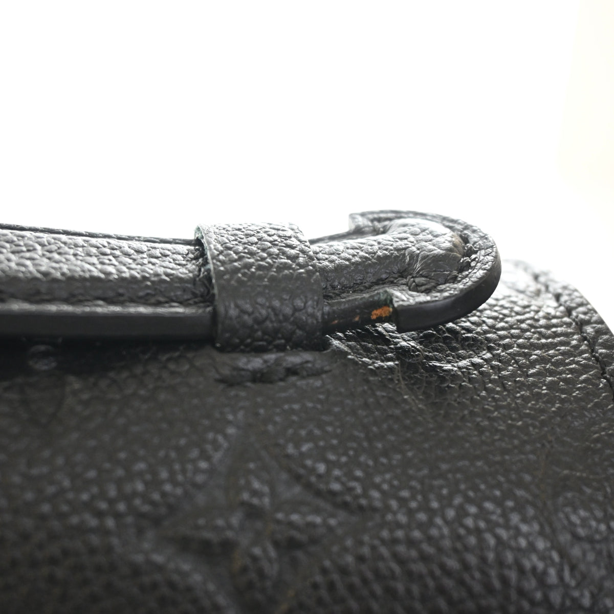 Pre-Owned Louis Vuitton Pochette Metis Monogram Empreinte, detail view