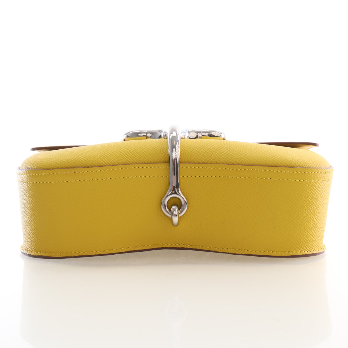 Pre-Owned Hermès Jaune De Naple Epsom Leather Della Cavalleria, base and feet view
