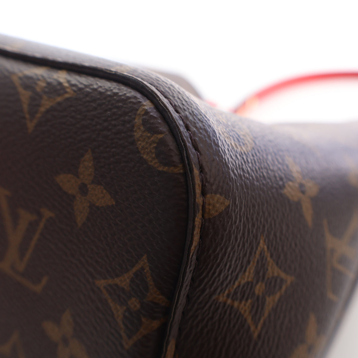 Pre-Owned Louis Vuitton MM Canvas Monogram Neonoe, corner detail