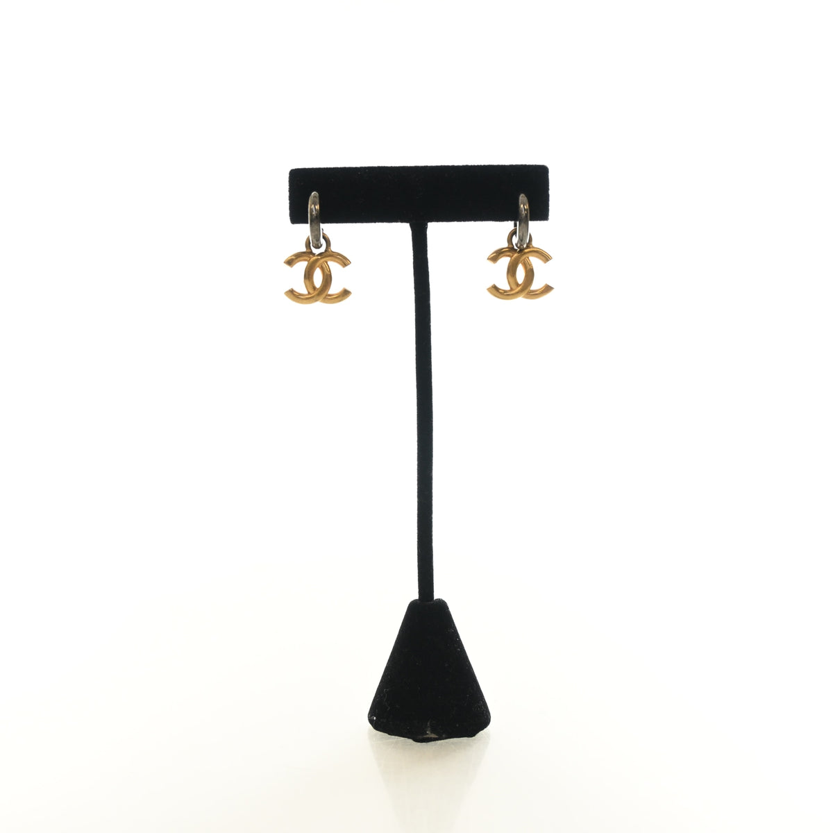 Pre-Owned Chanel Mixed Metal CC Drop Earrings, gold hardware close-up, authenticated at Luxe Du Jour