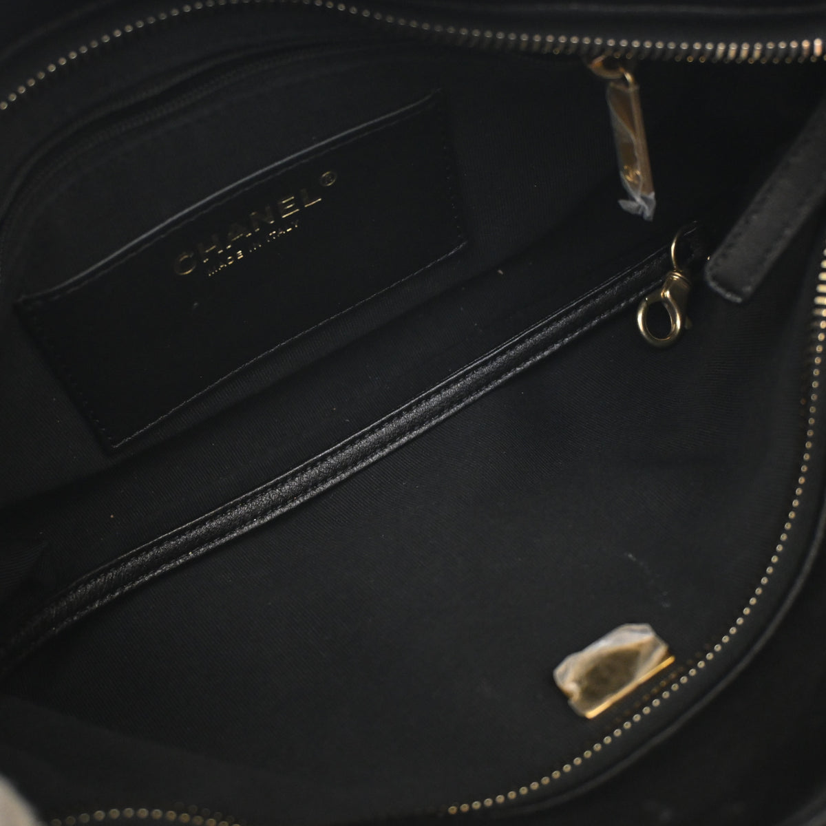 Chanel Large Lambskin Pouch With Chain, photo 12 of 14