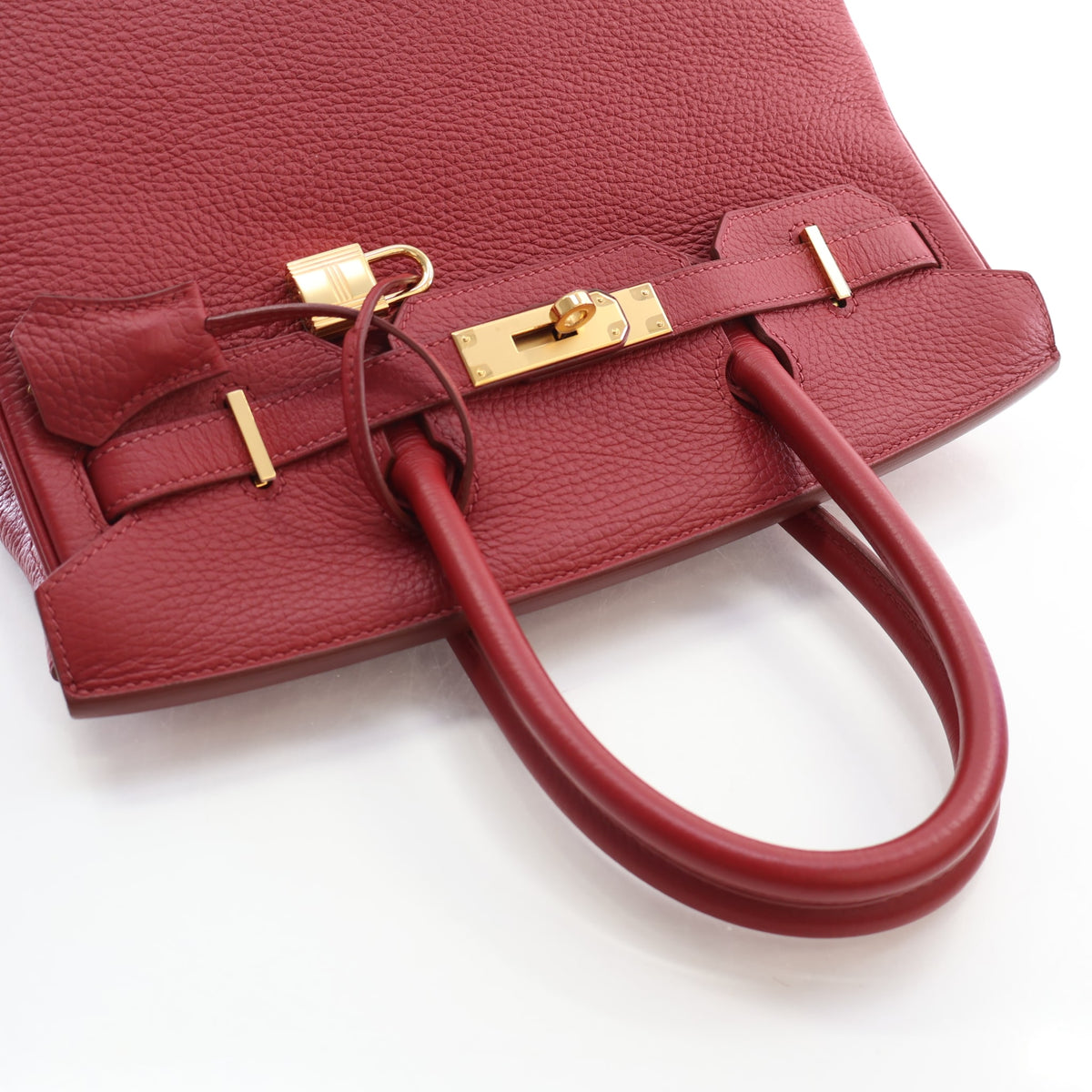 Pre-Owned Hermès Birkin 30 Rouge H Togo Leather, gold hardware close-up, photo 14 of 21