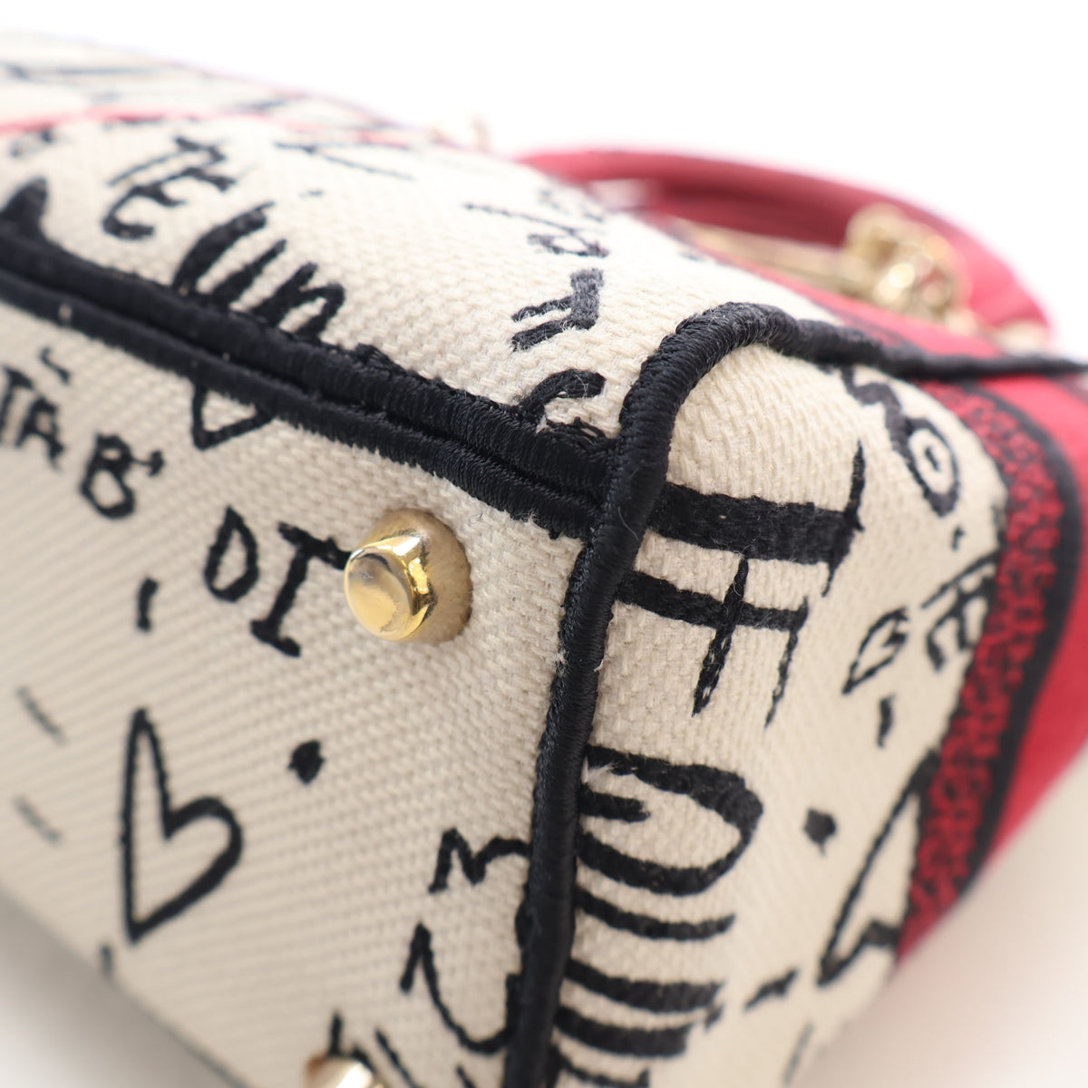 Pre-Owned Christian Dior Medium Embroidered Canvas Dioramour Lady D-lite, base and feet view, photo 8 of 18