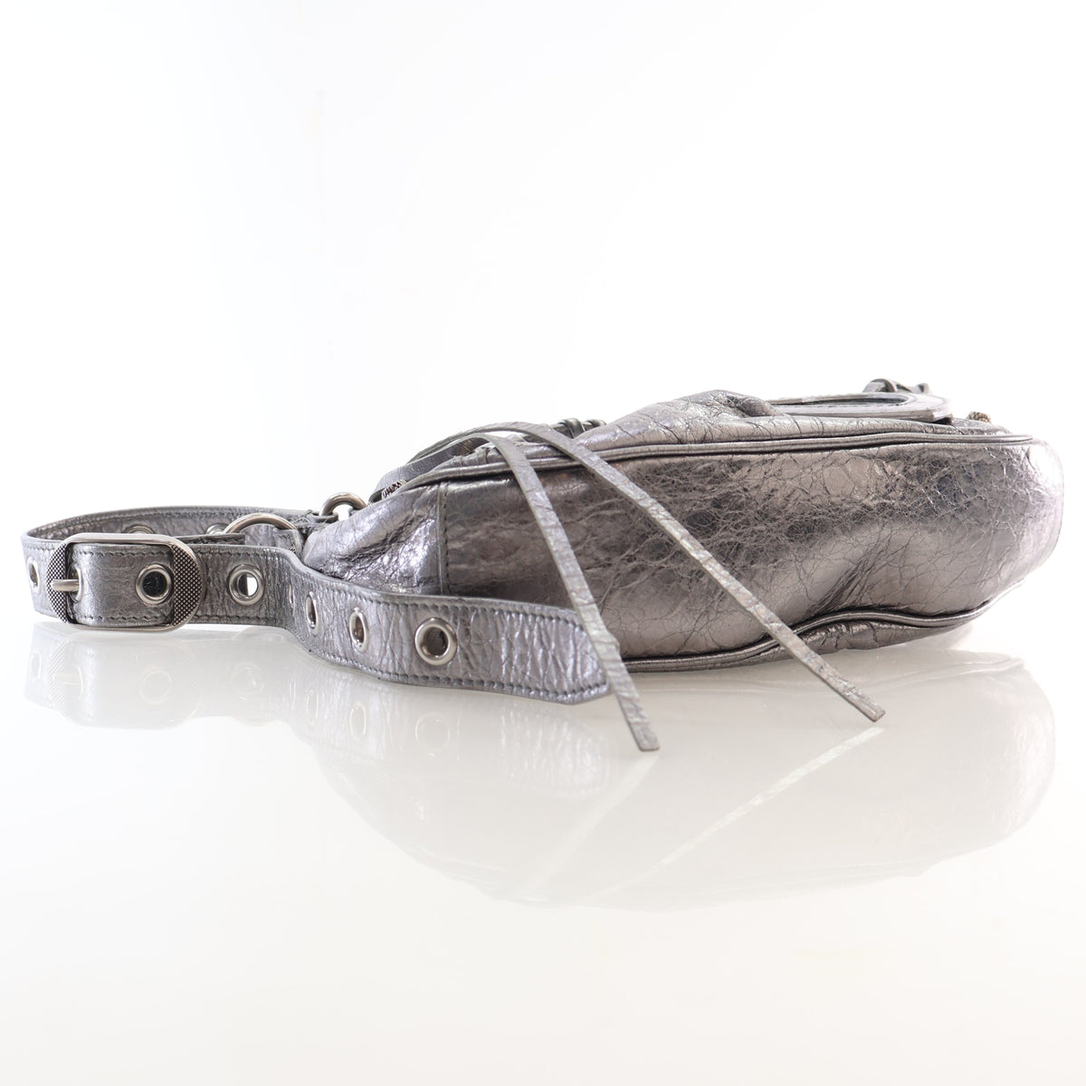 Pre-Owned Balenciaga XS Arena Lambskin Le Cagole, side profile