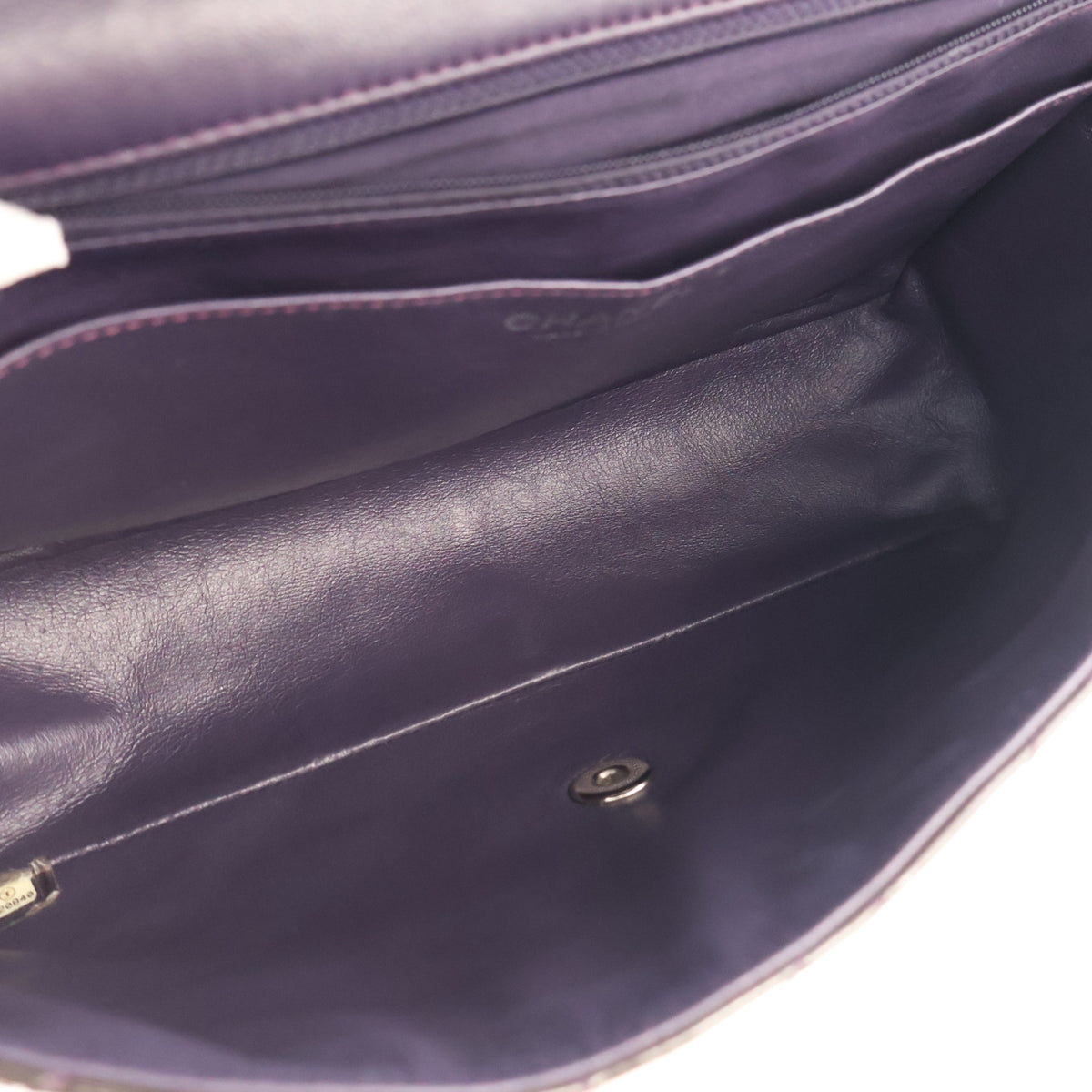 Chanel Jumbo Patent Classic Single Flap Bag, photo 15 of 17