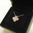 Van Cleef & Arpels Moth...