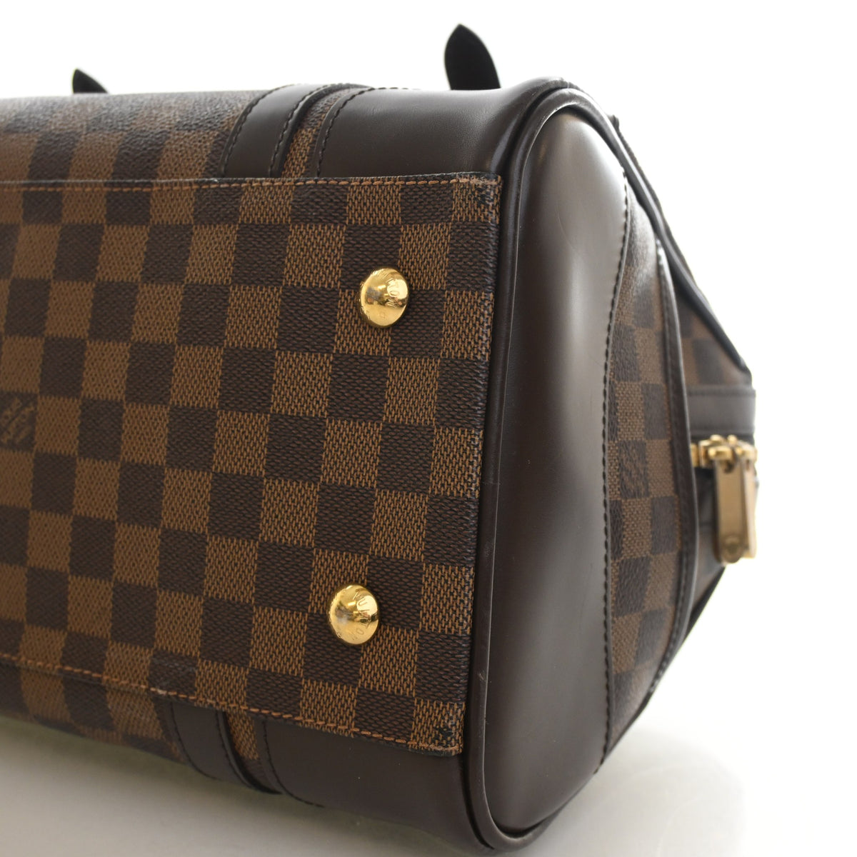 Vintage Louis Vuitton Damier Ebene Berkeley, side profile