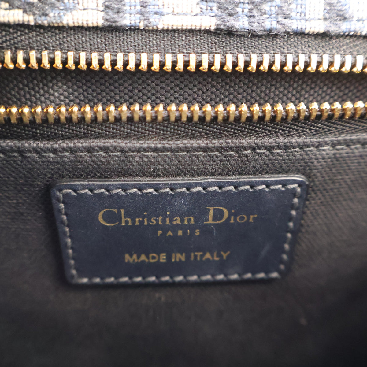 Pre-Owned Christian Dior 30 Canvas Oblique Montaigne, interior label and date code