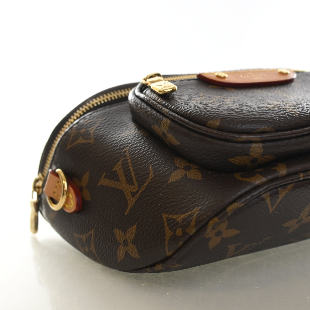 Louis Vuitton Monogram Mini Bumbag, photo 5 of 12
